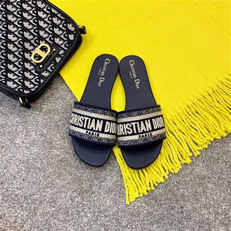 dior 拖鞋